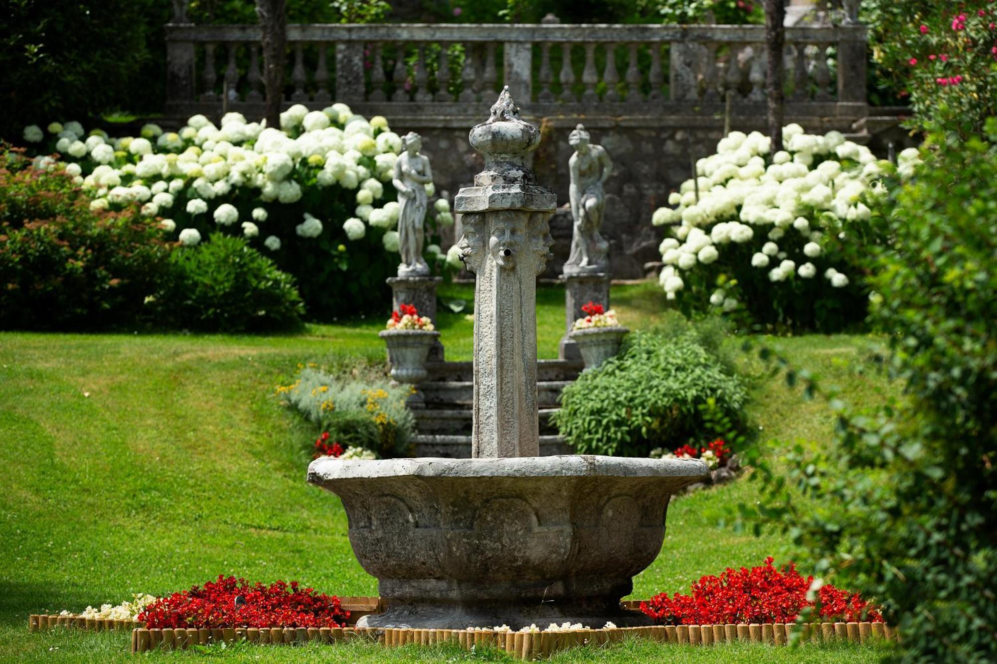 Villa Angelica リーヴァ・デル・ガルダ エクステリア 写真